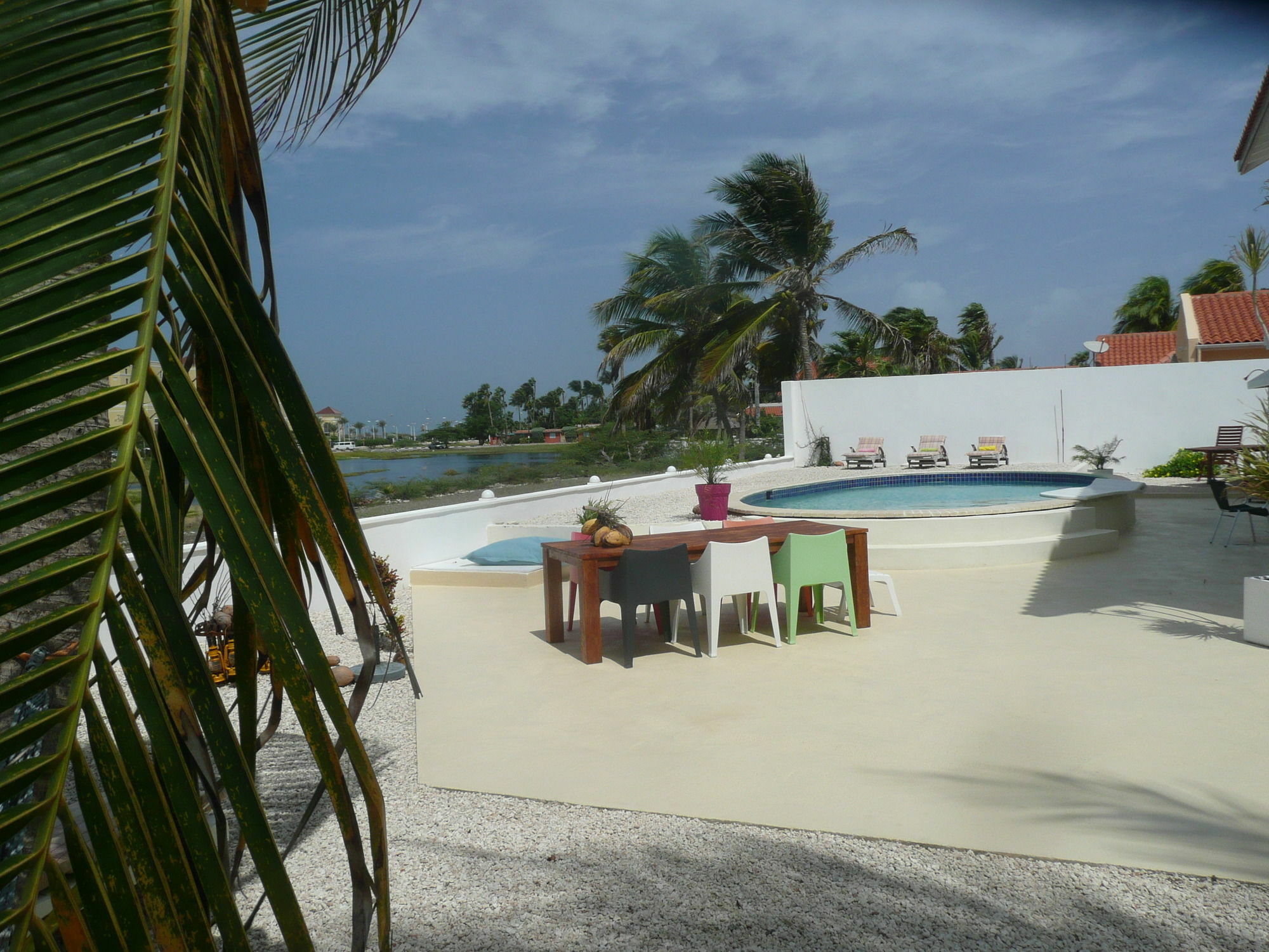 Karibu Aruba Boutique Hotel Palm Beach Exterior photo